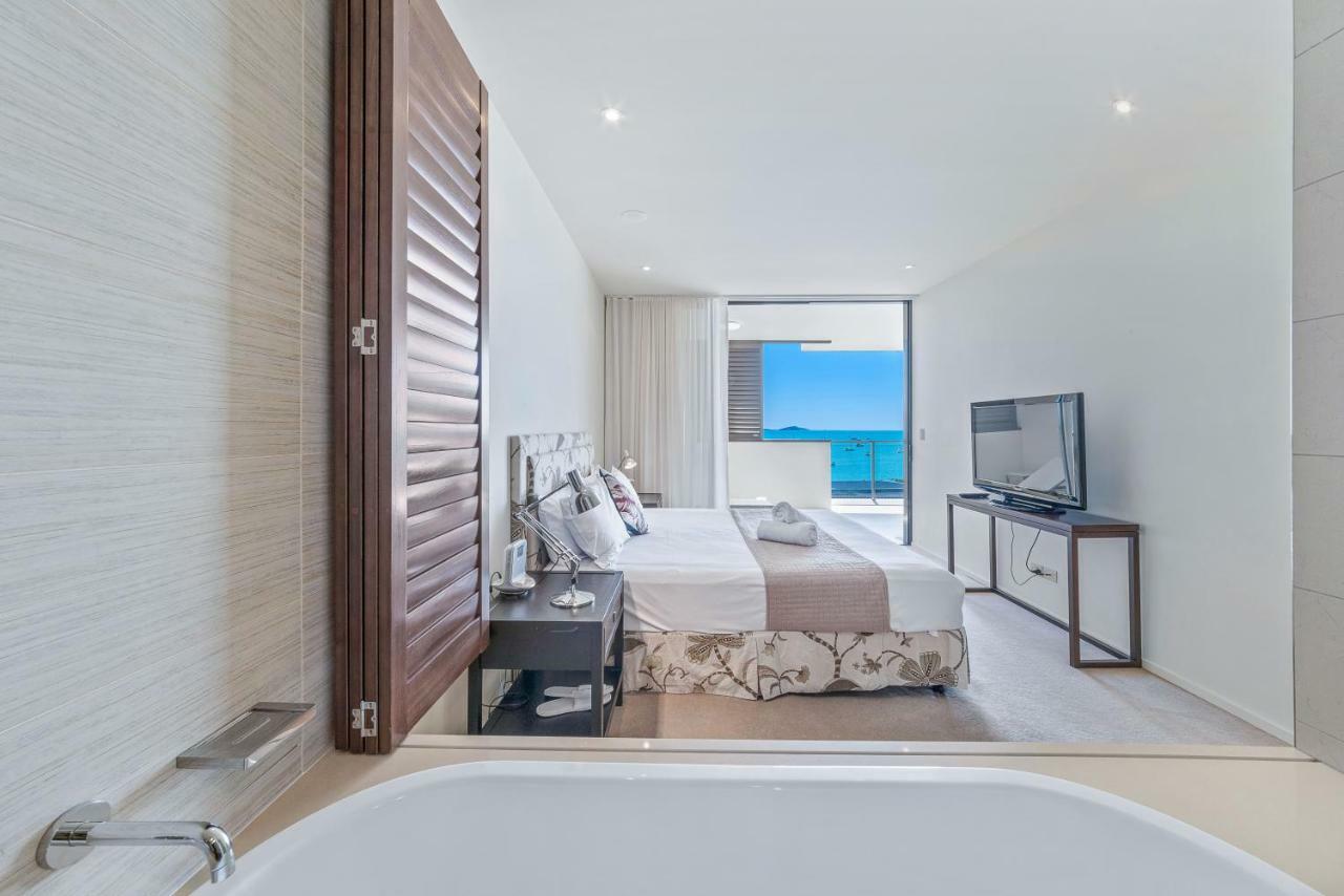 Executive On Whisper Bay - Cannonvale Airlie Beach Exterior foto
